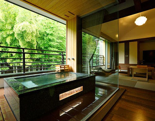 露天風呂付客室　六花　竹林側和洋室「歩」