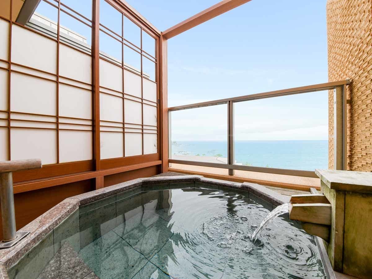 別邸　海と森