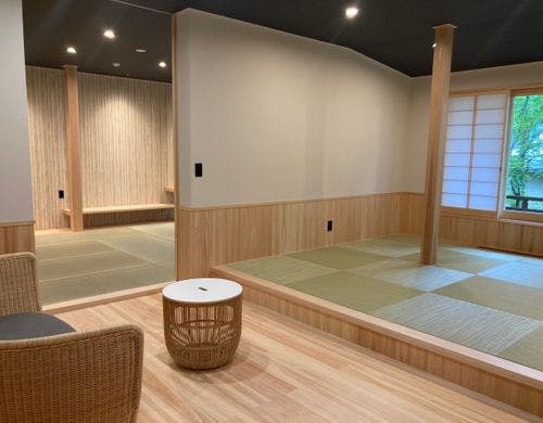 本館モダン二間続き２０帖