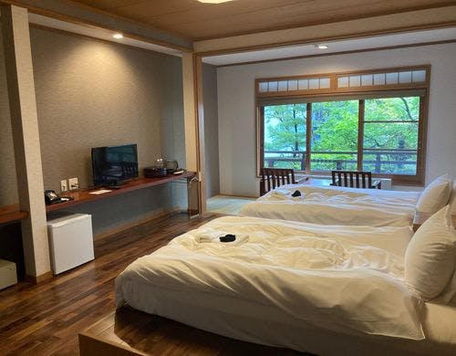 和室ツインフローリング10帖TSハイグレード