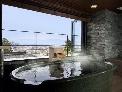 露天風呂付和洋室３