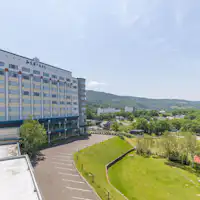 ホテル外観(夏)