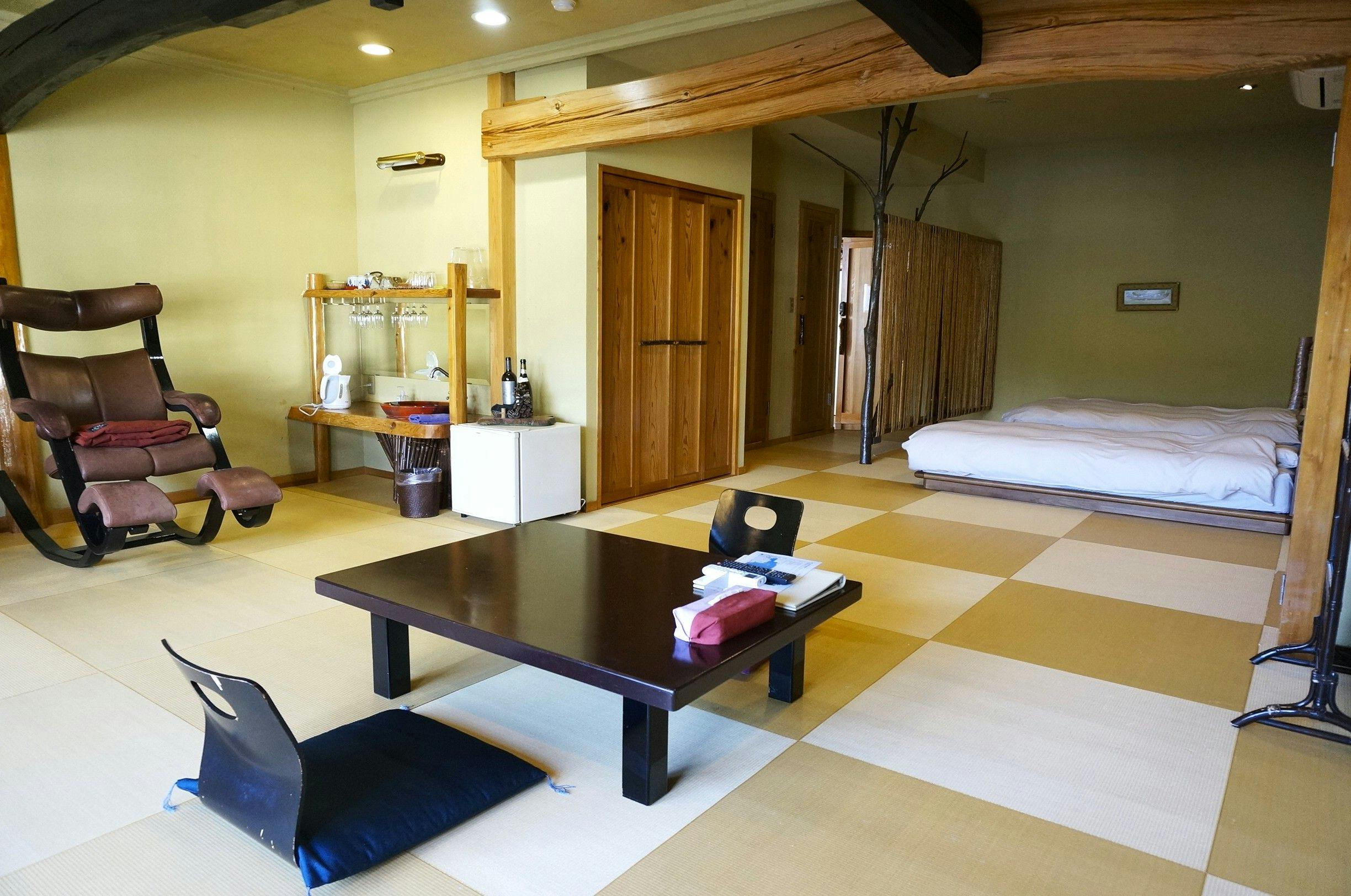 別館3階　308号室