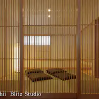 ชั้นสองมีห้องนอนและพื้นที่เสื่อทาทามิ