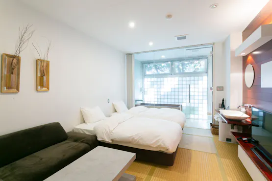 ห้องพักแบบญี่ปุ่น-ตะวันตกระดับซูพีเรียพร้อมน้ำพุร้อน 'Kaede'