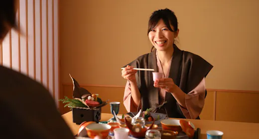 【ミニ懐石コース】ご夕食は四季折々旬を味わう全7品 メインは国産牛陶板焼き