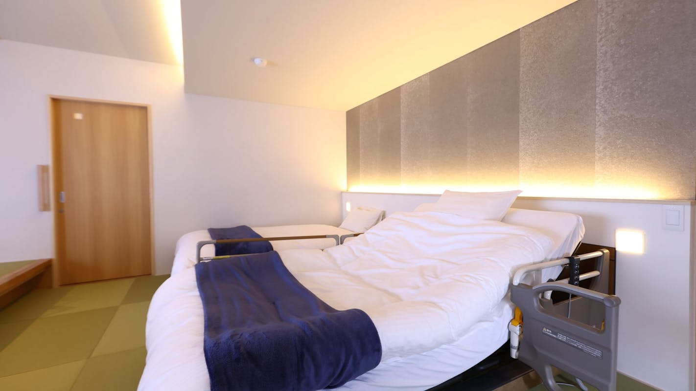 松本浅間温泉 【ホテル玉之湯】「バリアフリーモダン和風ツイン」和室9畳+小上がり6畳 310号室(最大4名・45.65平米)