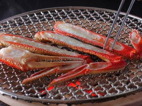 延楽　清流沿いの絶景露天と旬菜会席が評判の宿