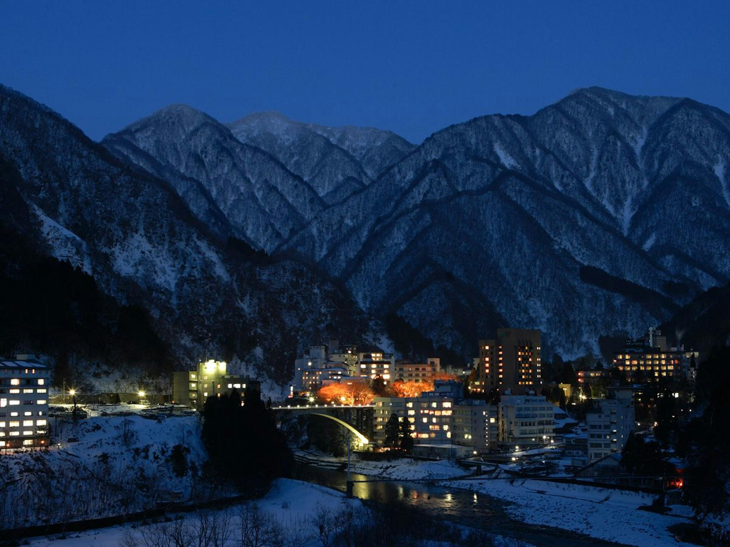 冬の宇奈月温泉