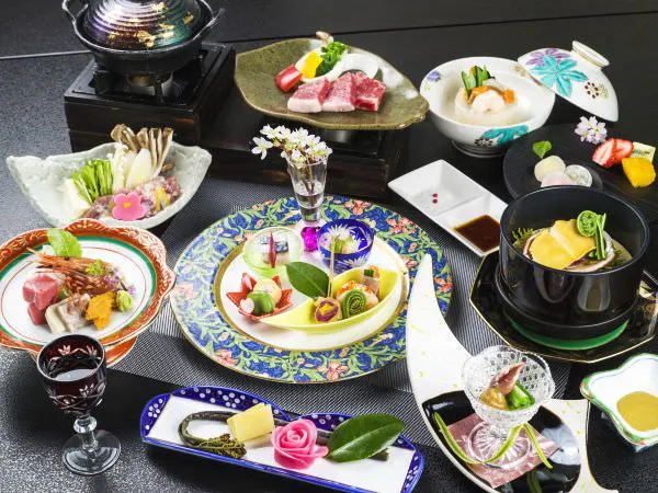 <早期割/60日前>【事前カード決済】スタンダード2,000円OFF/蔵王牛メイン「華の会席膳」