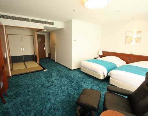 デラックスツイン