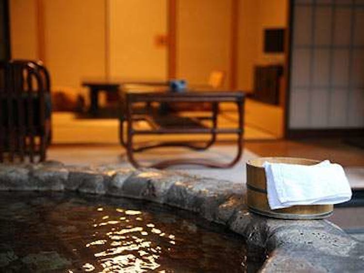 露天風呂付き客室A（和室10帖）のサムネイル画像