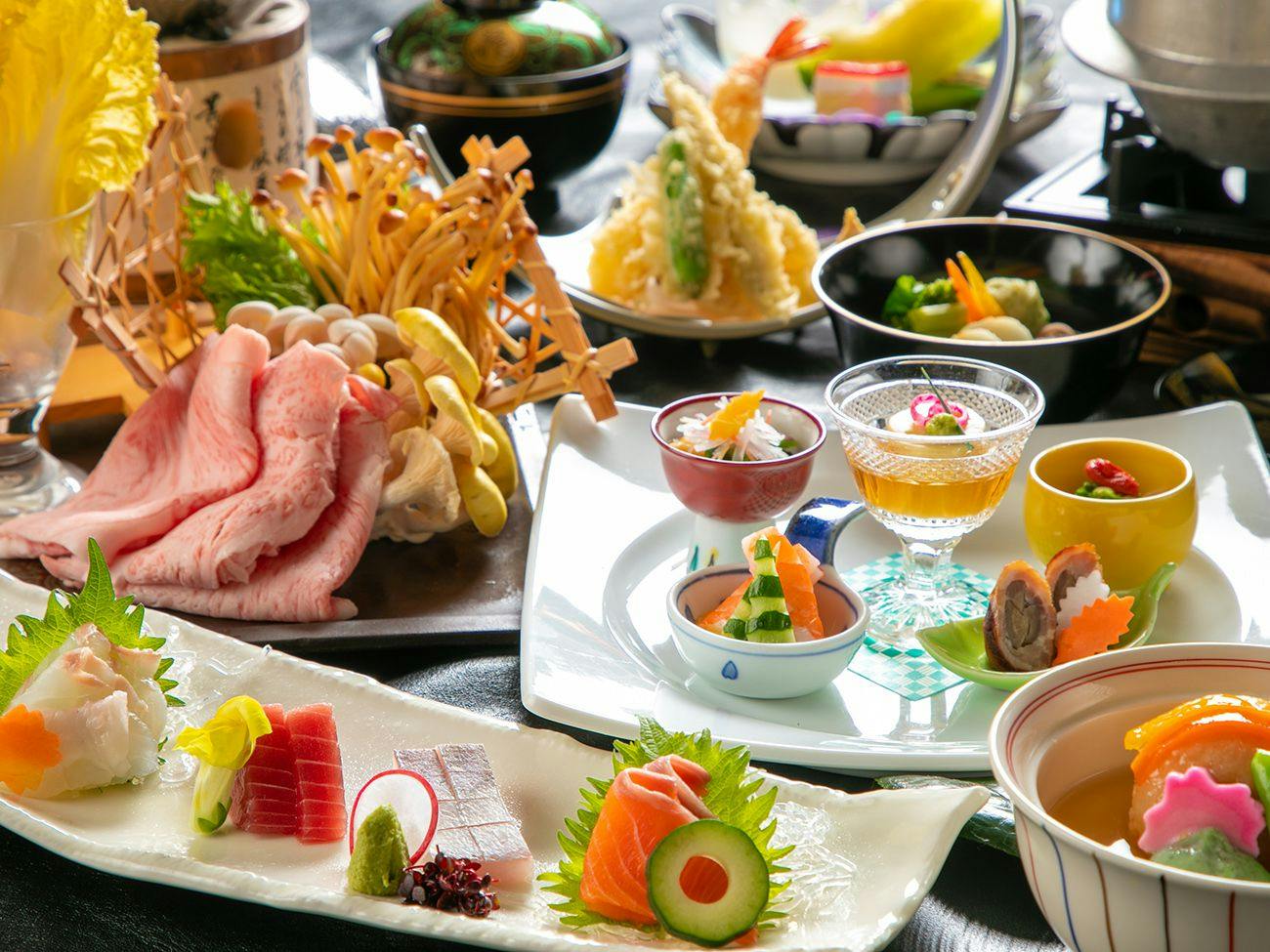 【夕食グレードアップ／和会席】売店利用券＆美術館入館券付！ワンランク上の美食と絶景温泉で過ごす諏訪旅