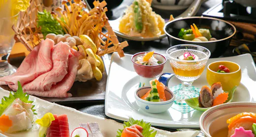 【夕食グレードアップ/和会席】売店利用券&美術館入館券付!ワンランク上の美食と絶景温泉で過ごす諏訪旅