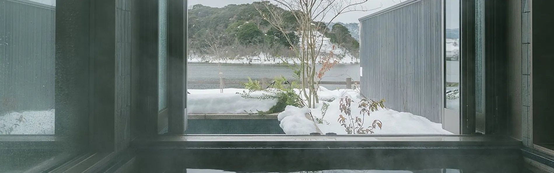 HOTEL&湖邸 艸花 -そうか-