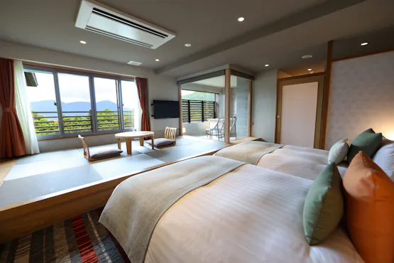 箱根外輪山眺望和洋室【こはく】