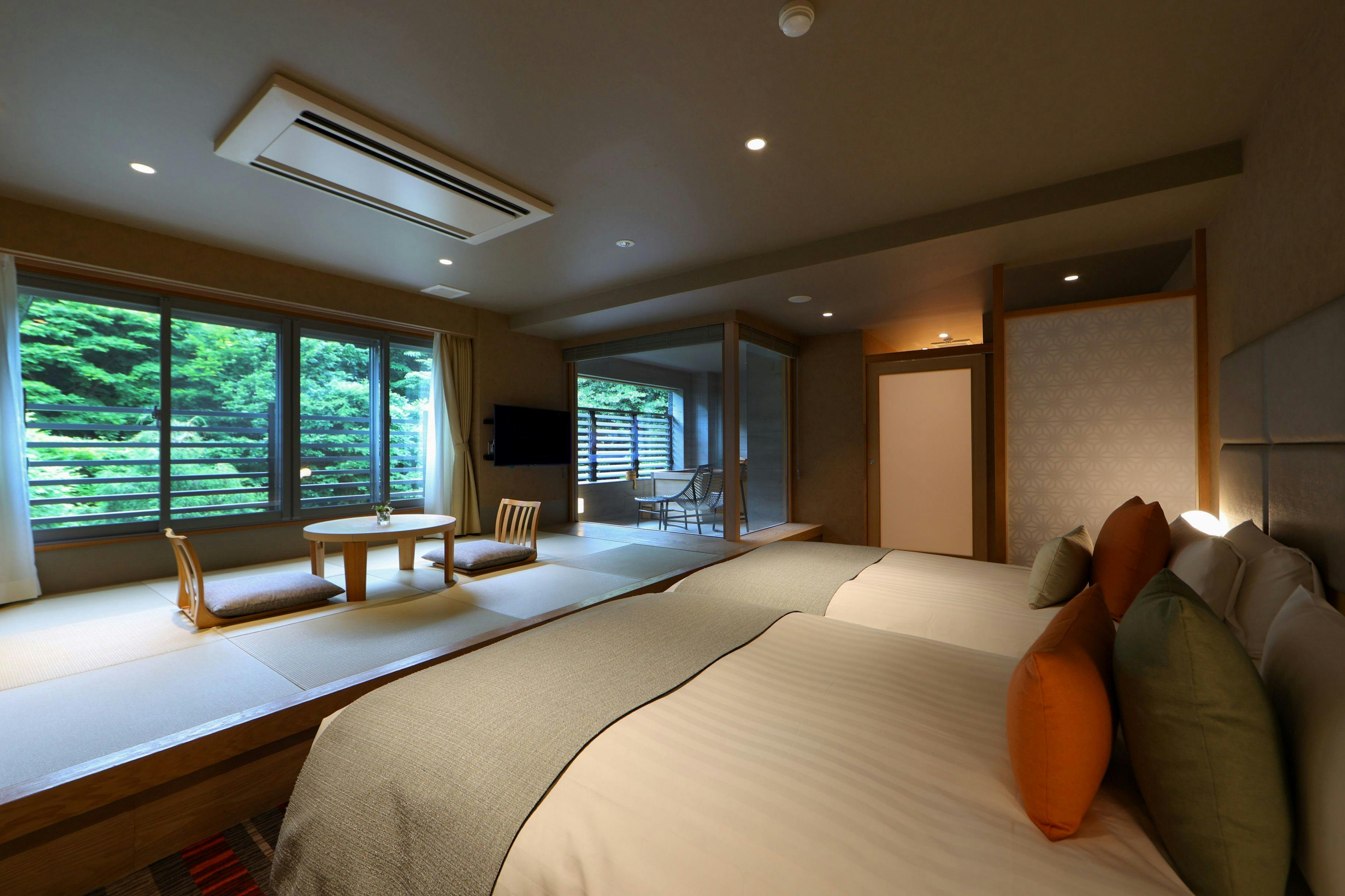 ห้องพักสไตล์ญี่ปุ่นและตะวันตกริมป่า [Kuchinashi]