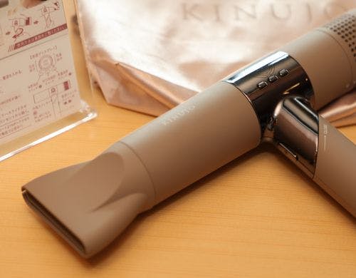 KINUJO（キヌージョ）のヘアドライヤー