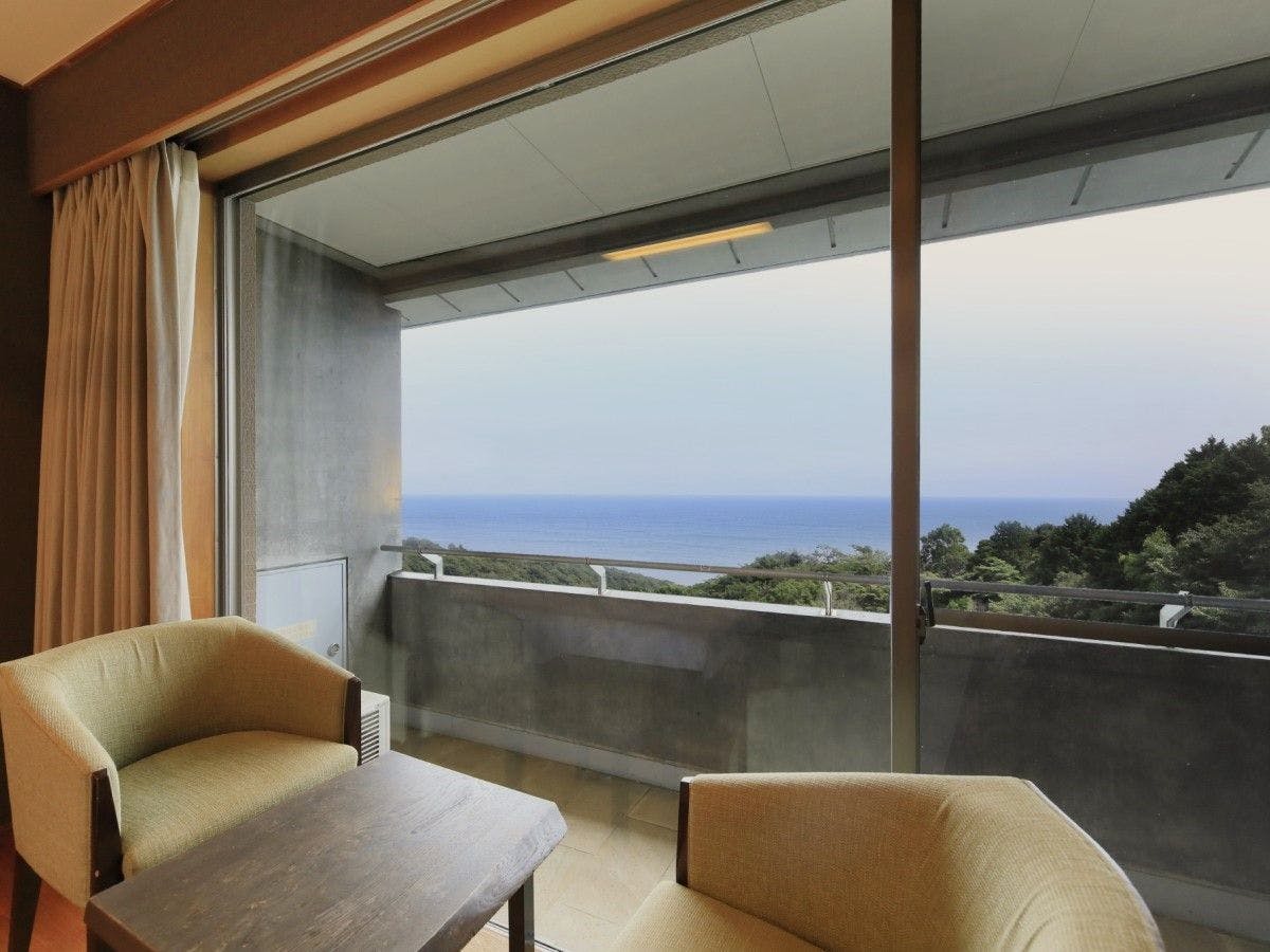 ソラトニワ熱海伊豆山（旧：ゆとりろ熱海）