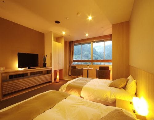 洋室ツイン8畳【34平米】