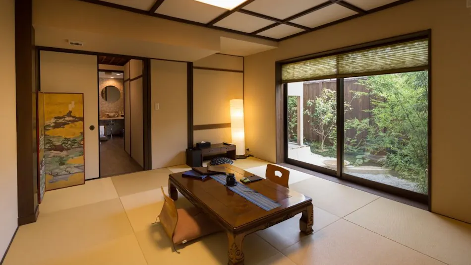 Nazuna Kyoto Nijo-jo