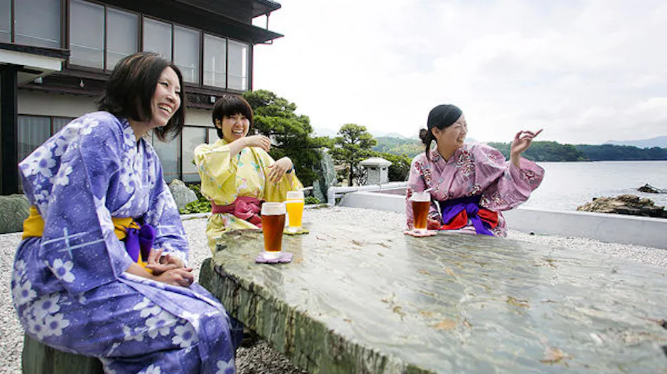 Yukei no Yado Umi no Yurikago Hagi Komachi
