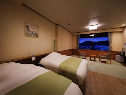 【ซากุระ】 ห้องพักสไตล์ญี่ปุ่นและตะวันตกพร้อมอ่างอาบน้ำไม้ฮิโนกิ