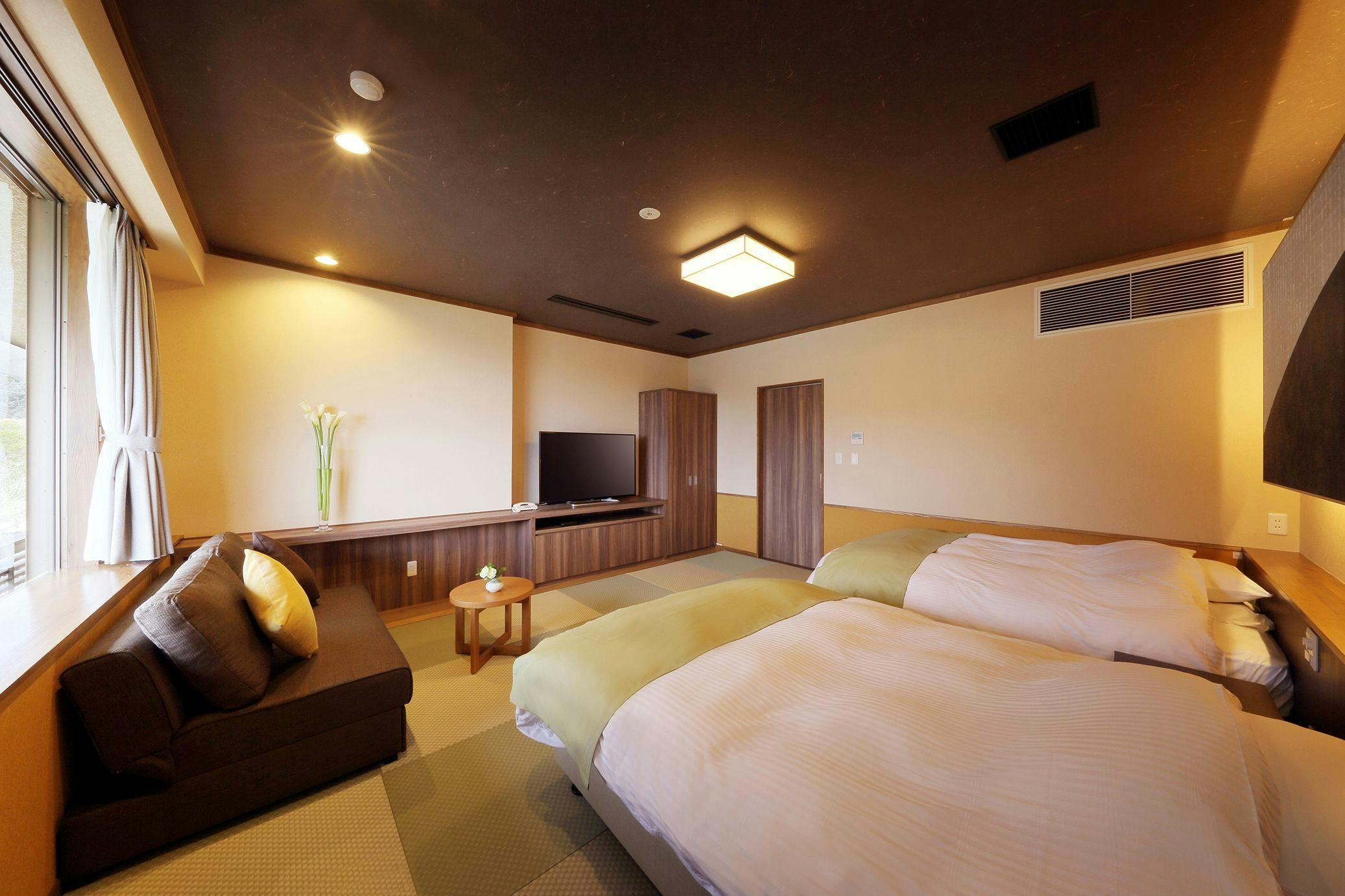 【ประเภท B】 ห้องพักสไตล์ญี่ปุ่นและตะวันตกพร้อมห้องอาบน้ำ