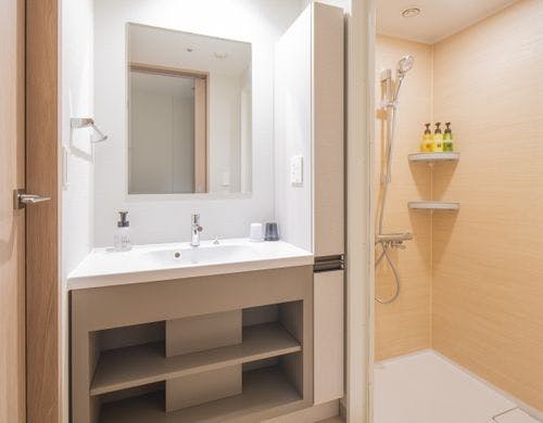 シャワーブース