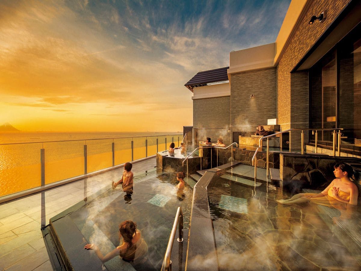 龍宮城スパ・ホテル三日月　富士見亭