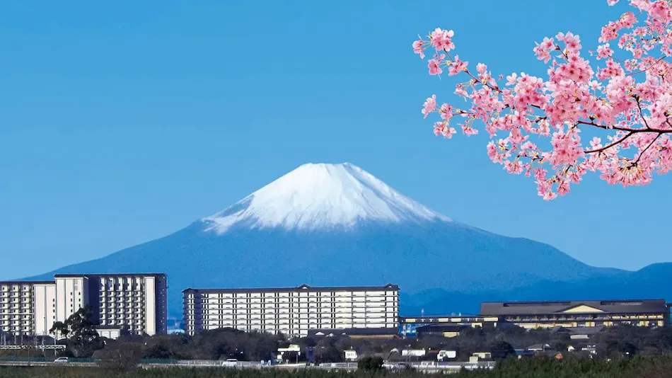 Ryugujo Spa Hotel Mikazuki Fujimitei