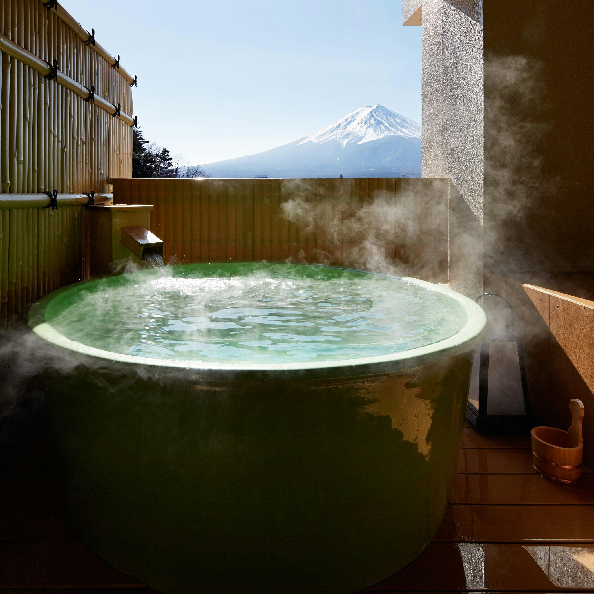 Fuji Kawaguchiko Onsen Konansou