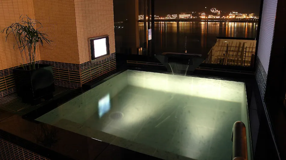 Fuji Kawaguchiko Onsen Konansou