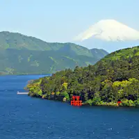 芦ノ湖と富士山
