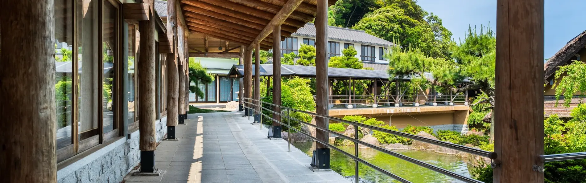 山荘 神和苑