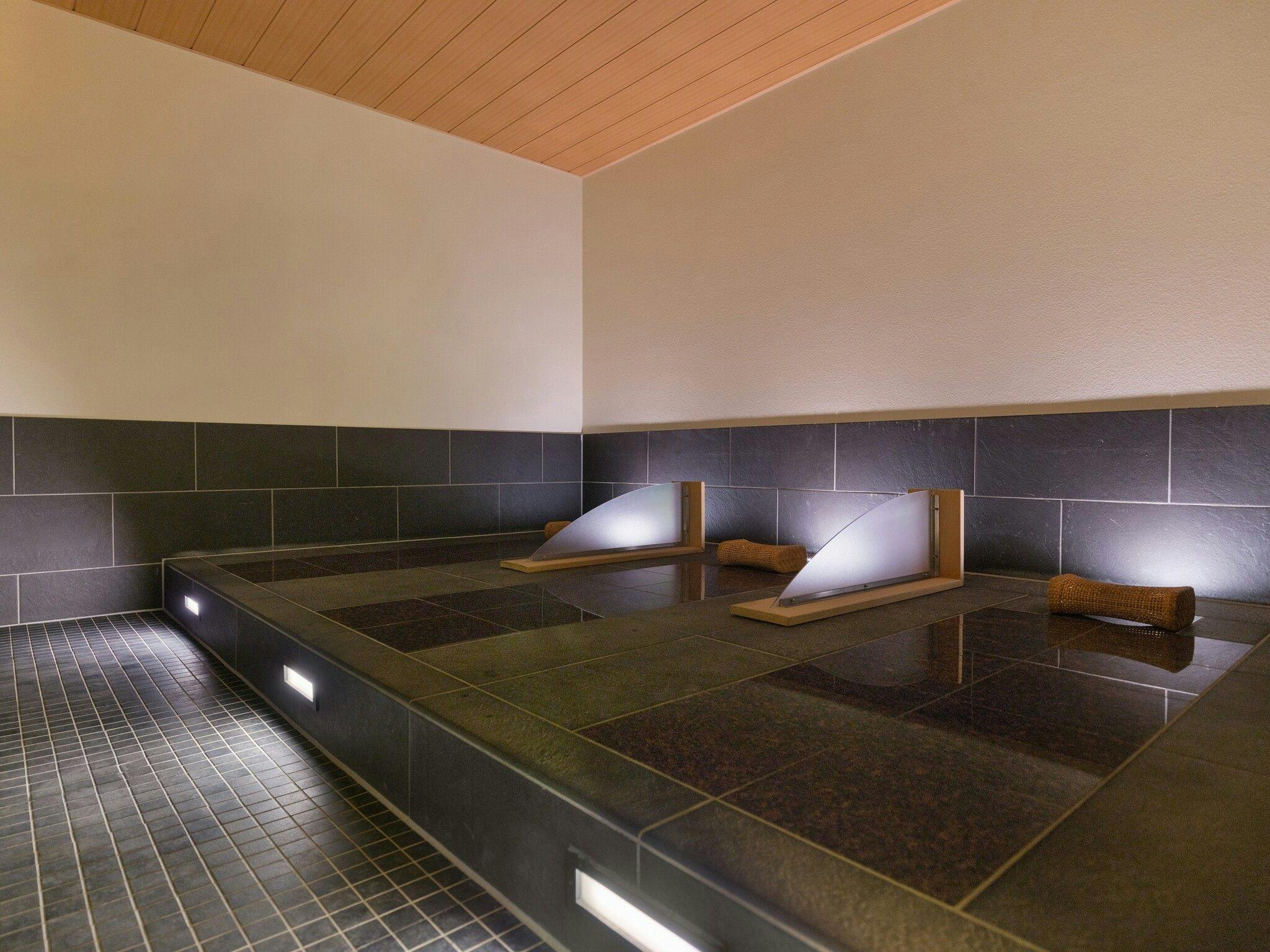 น้ำพุร้อนสปา_อาบหิน