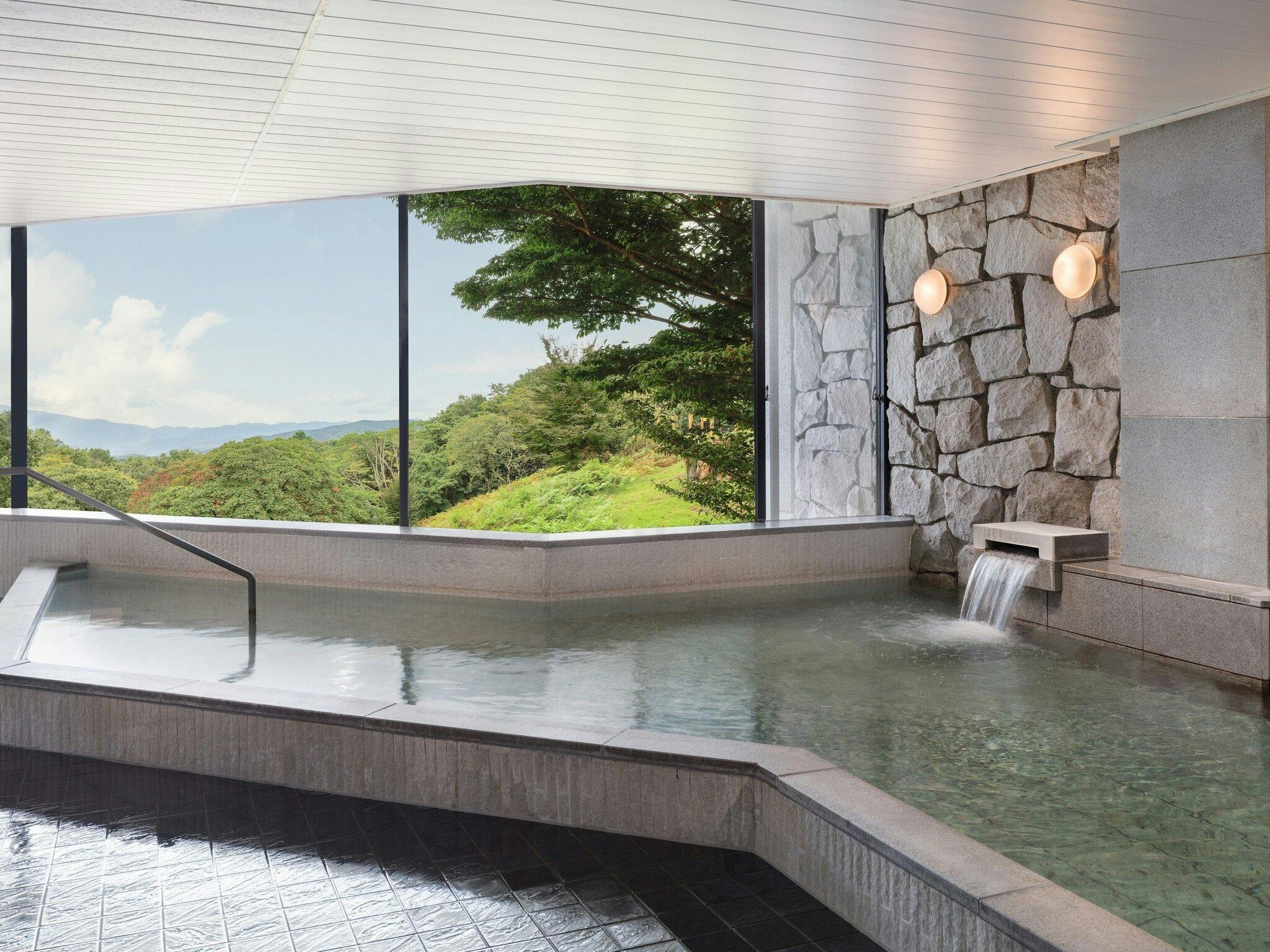 น้ำพุร้อน สปา ห้องอาบน้ำขนาดใหญ่