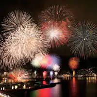 Festival kembang api di Kota Itō