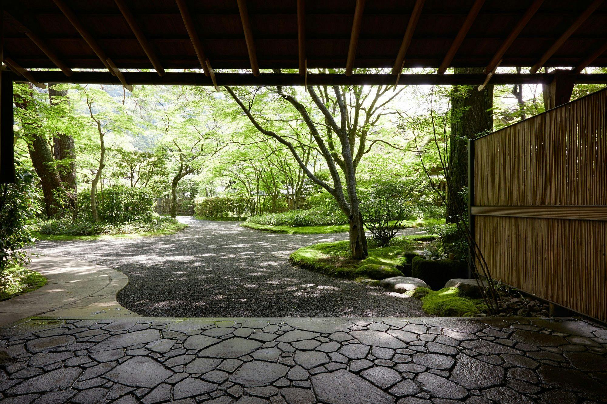 亀の井別荘