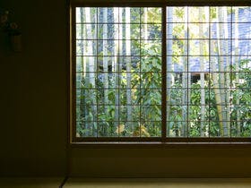 亀の井別荘 1枚目