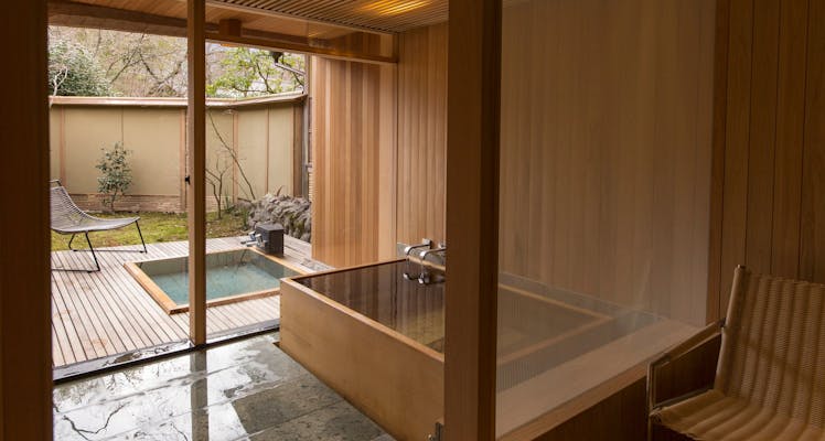 由布院ステンドグラス美術館 温泉自慢の宿 15選 宿泊予約は 一休 Com 由布院ステンドグラス美術館 温泉自慢の宿 15選 宿泊予約は 一休 Com