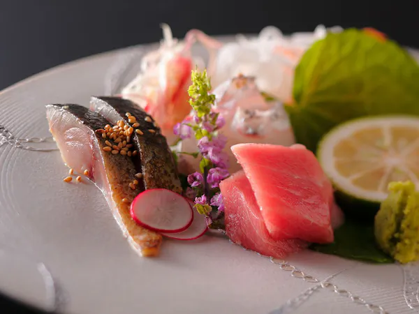 【貸切温泉50分/二食付】八坂の塔を遠望する貸切風呂で季節を感じる暦湯を