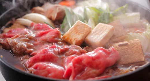 【すき焼き懐石】国産黒毛和牛のすき焼きを堪能する二食付きステイ