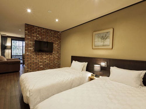 リビング＆ツインルーム