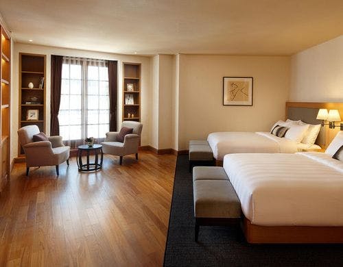 グランドプレミアスイート　ベッドルーム