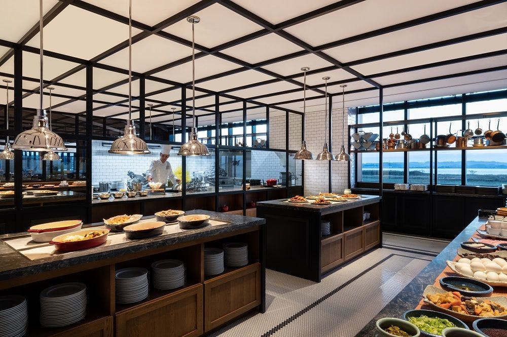 朝食ブッフェ温製料理