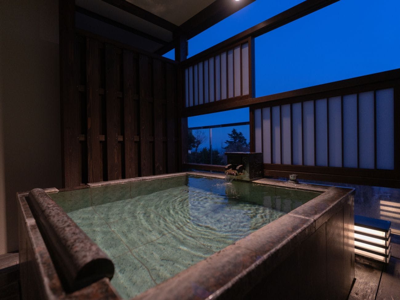 【源泉掛流し露天風呂】特別室