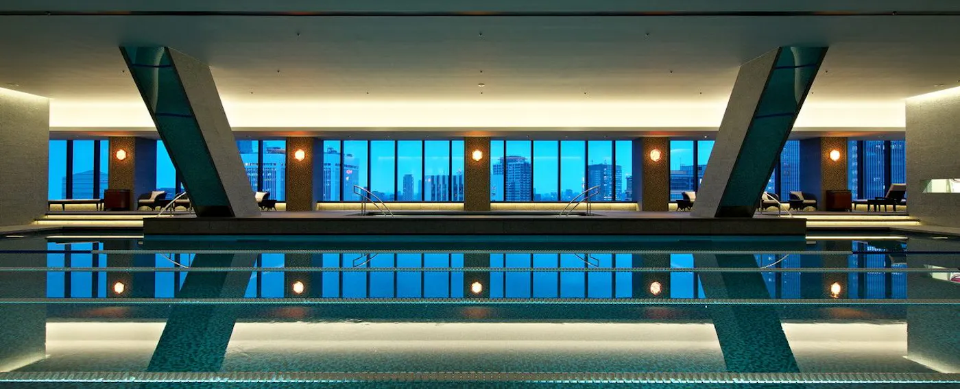The Okura Tokyo:屋内プール
