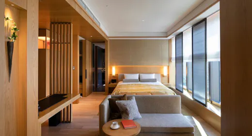 【ヘリテージプレミア】