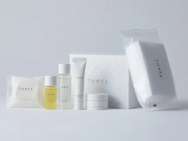 アメニティ一例(THREE)